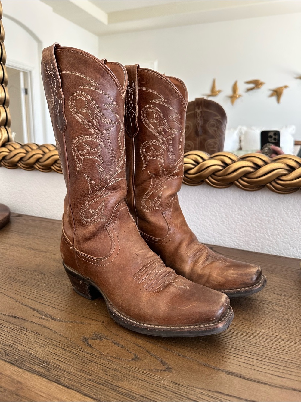 Idyllwind Brown Leather Embroidered Western Heeled Boots
